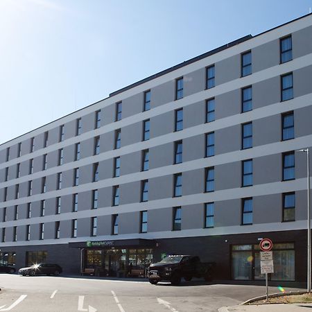 Holiday Inn Express Frankfurt Airport - Raunheim, An Ihg Hotel Dış mekan fotoğraf